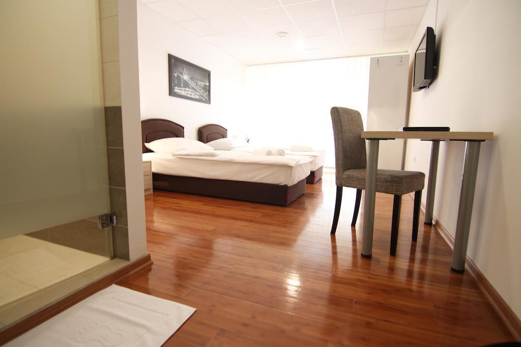 Rooms Xxl Zagabria Camera foto