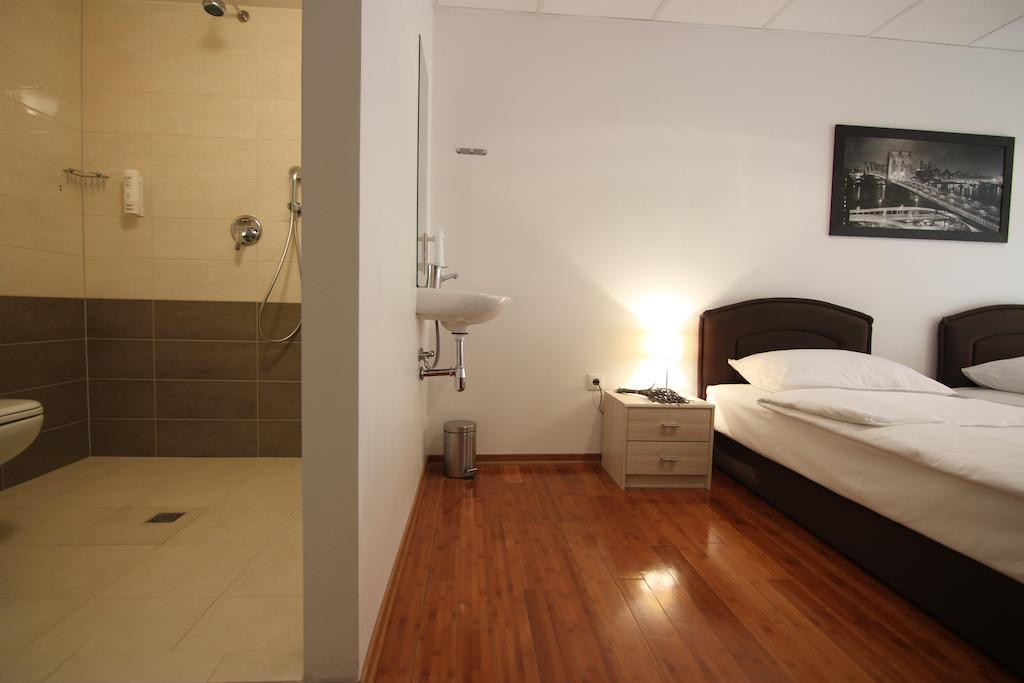 Rooms Xxl Zagabria Camera foto