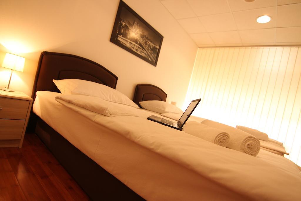 Rooms Xxl Zagabria Camera foto